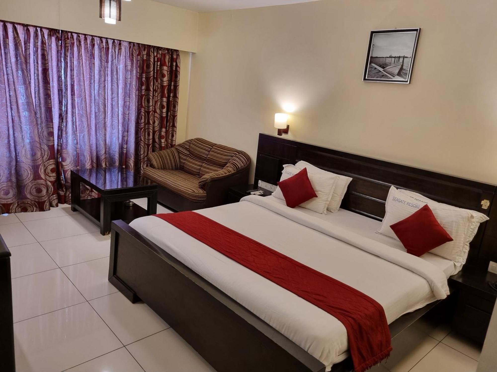 Seagate Church View Resorts Velankanni Extérieur photo