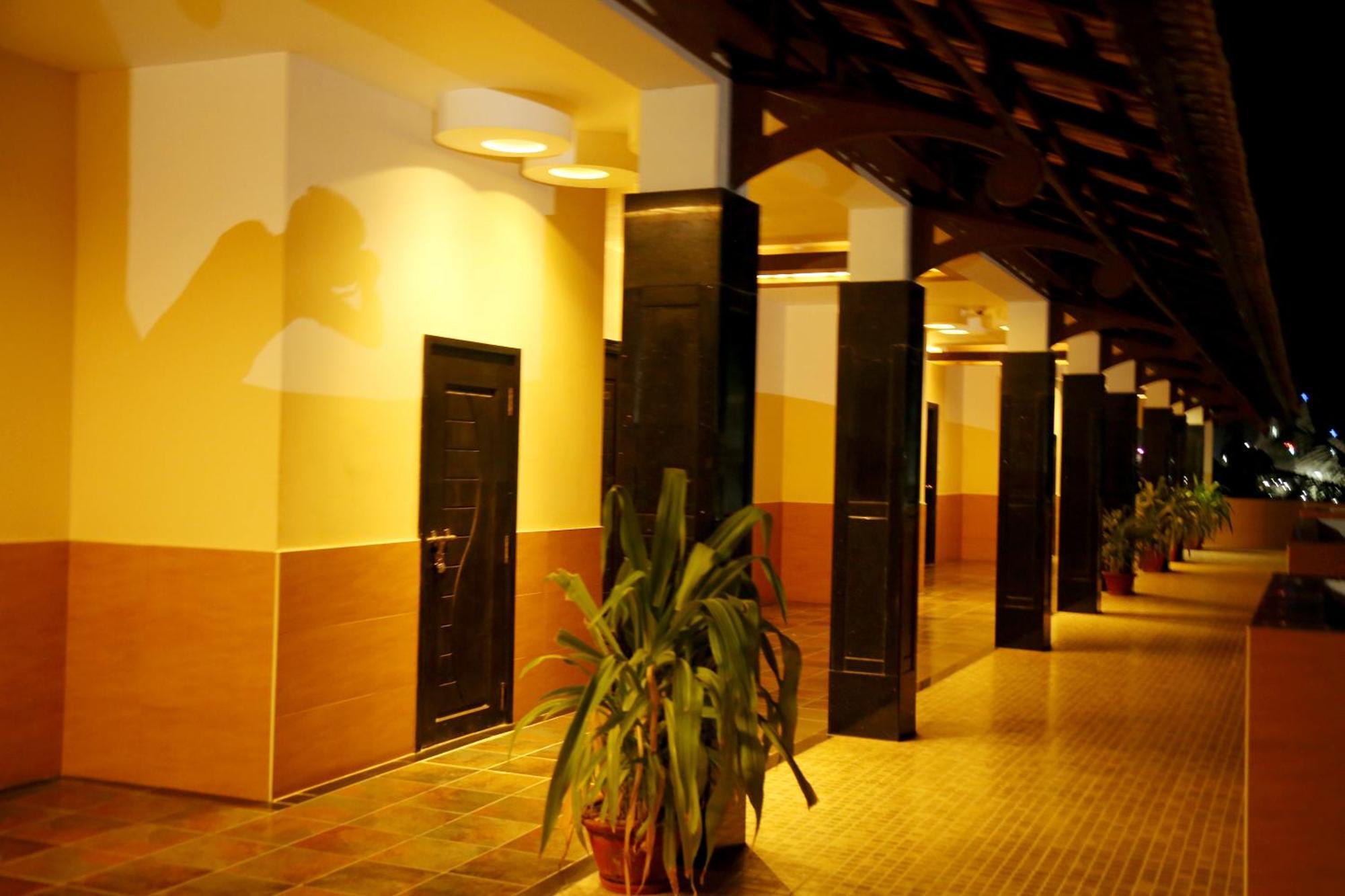 Seagate Church View Resorts Velankanni Extérieur photo