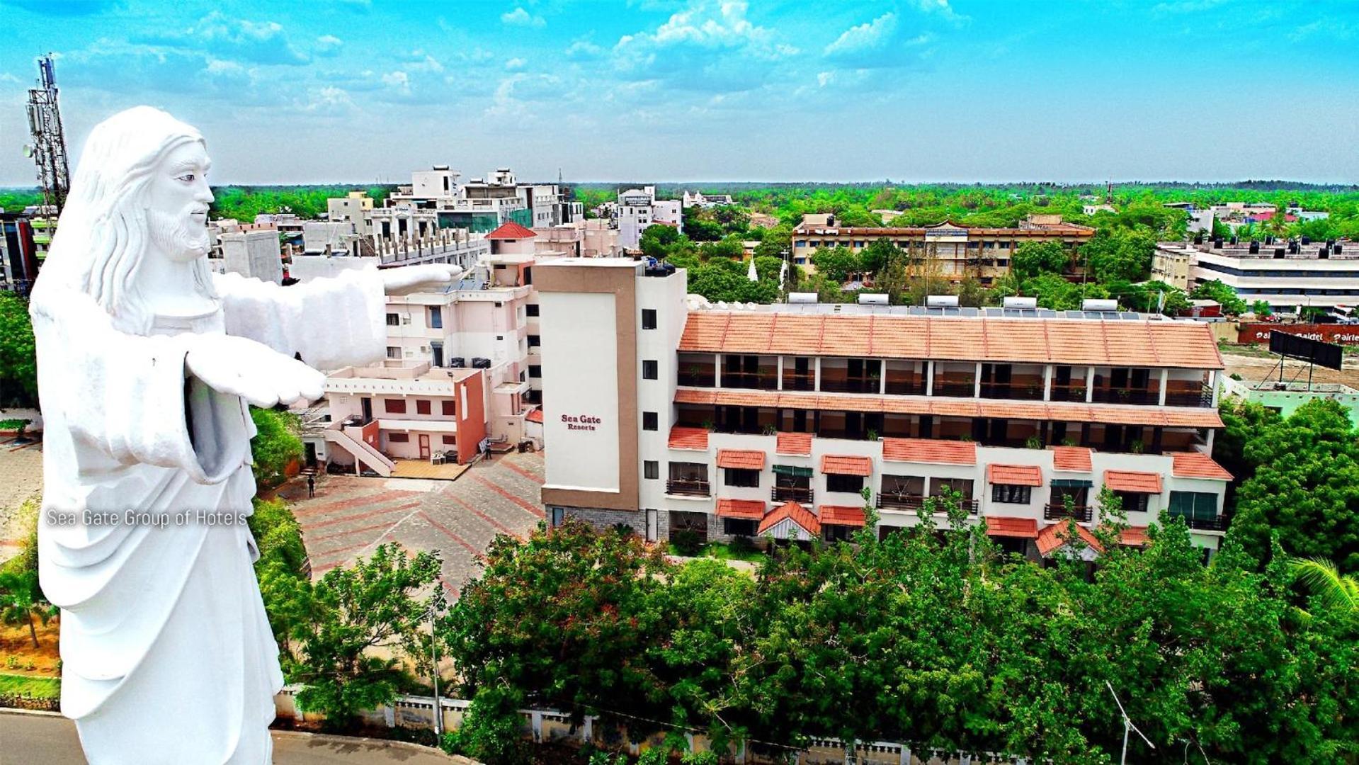 Seagate Church View Resorts Velankanni Extérieur photo