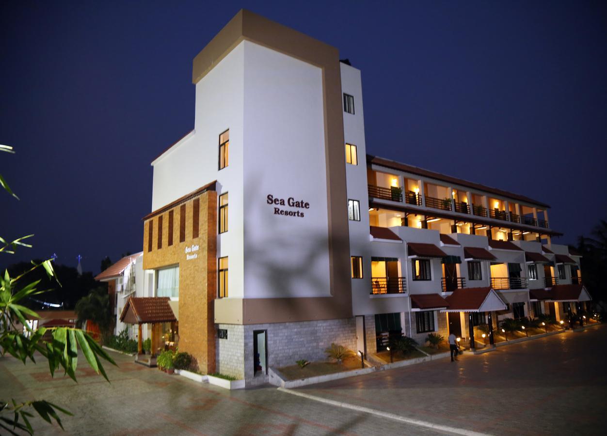 Seagate Church View Resorts Velankanni Extérieur photo